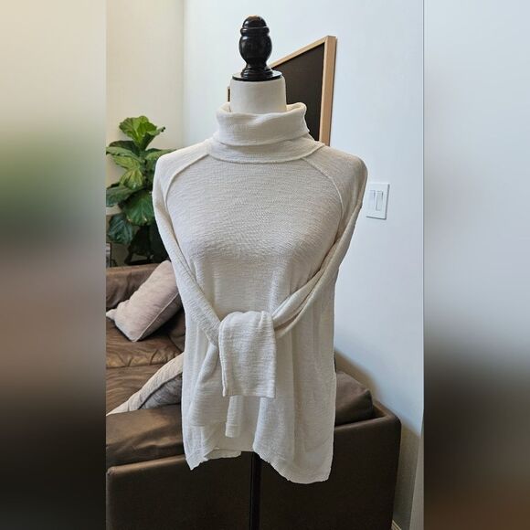 We The Free Off White Turtleneck Sweater with Back Slit - Picture 3 of 6